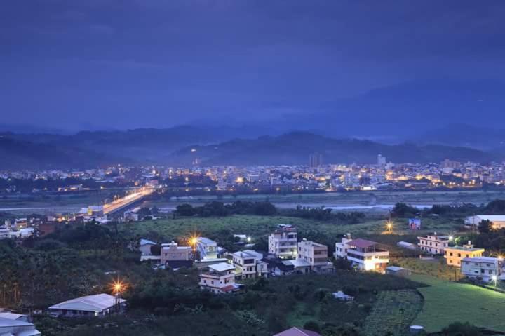 石岡区Rainbow Hill House彩虹山舍アパートメント エクステリア 写真